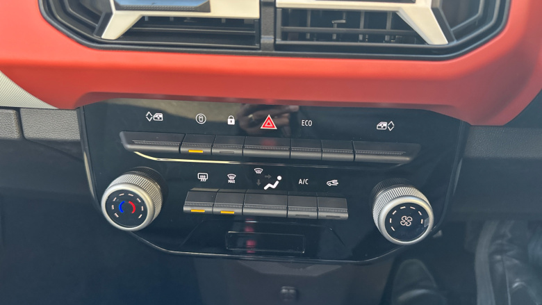 Dacia Spring 27kWh Expression 65 48kW 5dr Auto Electric Hatchback